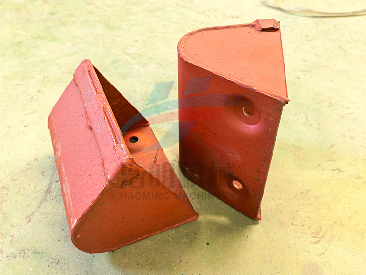 TD160斗式提升机挖斗